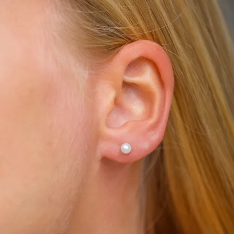 4-4,5 mm helmi nappikorvakorut  hopea