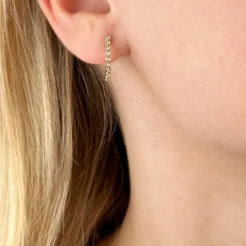 rengas 14 karaatin kultaa kanssa timantti 