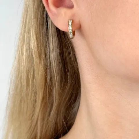 15 mm briljantti rengas 14 karaatin kultaa kanssa timantti