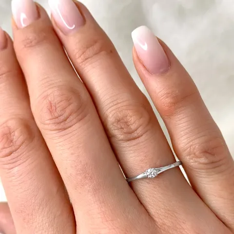 solitaire-sormus 14 karaatin valkokultaa 0,09 ct