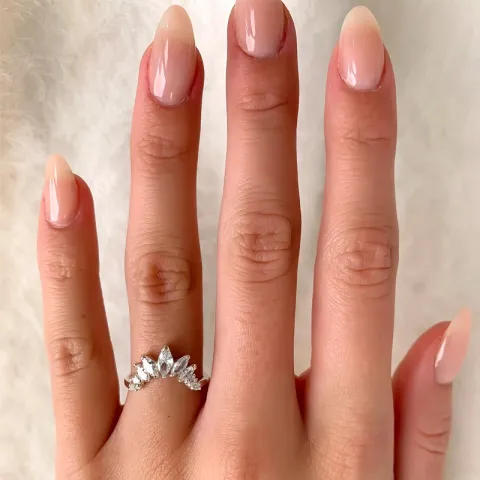 näytepakkaukset zirkoni sormus hopea