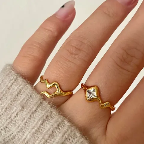 Nava Elora  sormus  kullattua hopeaa