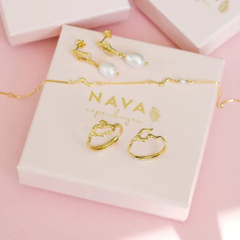 Nava Doris säädettävissä sormus kullattua hopeaa