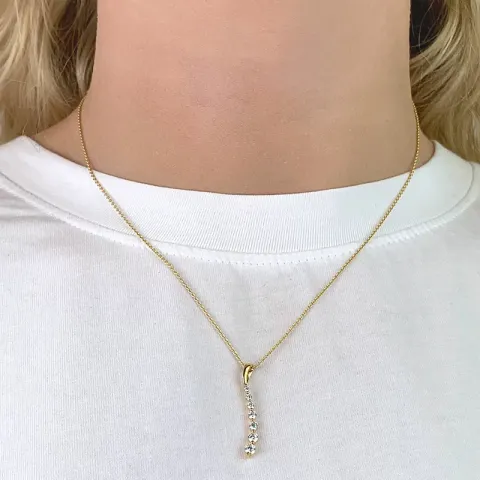 pitkä riipus  9 karaatin kultaa