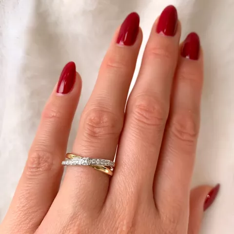 timantti sormus 14 karaatin kulta ja valkokultaa 0,25 ct
