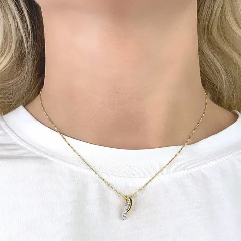 riipus 9 karaatin valkokultaa ja 9 karaatin kultaa