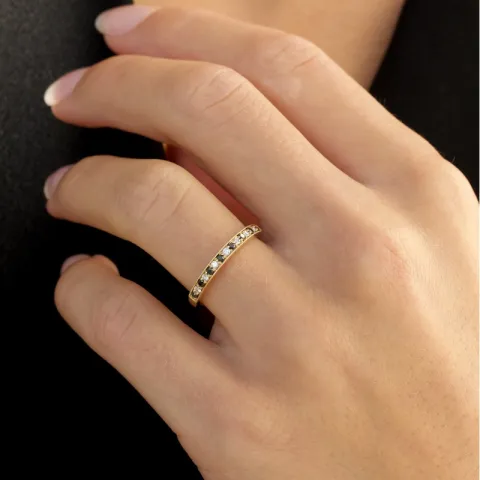 musta alianssisormus 14 karaatin kultaa 0,09 ct 0,10 ct