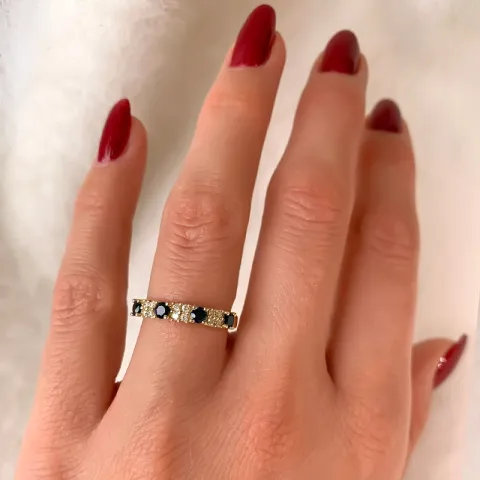 safiiri timanttisormus 14 karaatin kultaa 0,12 ct