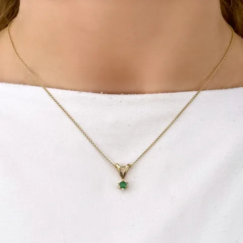 aitoja smaragdi riipus 14 karaatti kultaa 0,22 ct