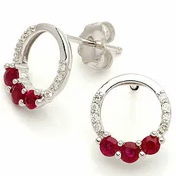 Rubiini nappikorvakorut 14 karaatin valkokultaa kanssa timanttia ja rubiinia 