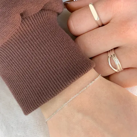 Siersbøl cordel-rannekoru  rodinoitua hopeaa