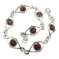 Neliskulmainen punainen rannekoru  hopeaa