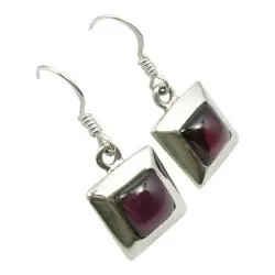 Neliskulmainen granaatti korvarenkaat  hopea