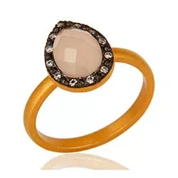 pisara kalsedoni sormus kullattua hopeaa oksidoitua sterlinghopeaa