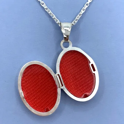 ovaali medaljonki hopeaa