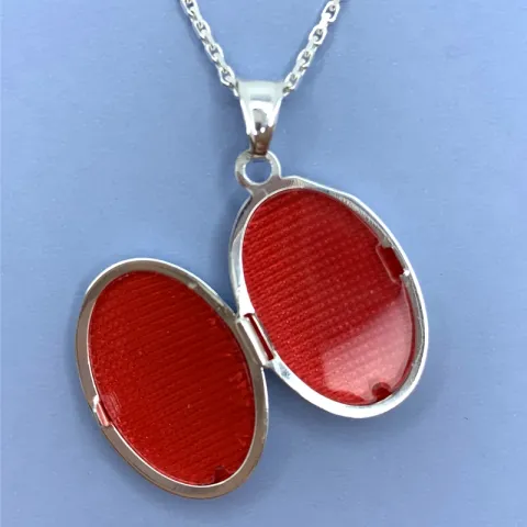 17 x 24 mm medaljonki hopeaa