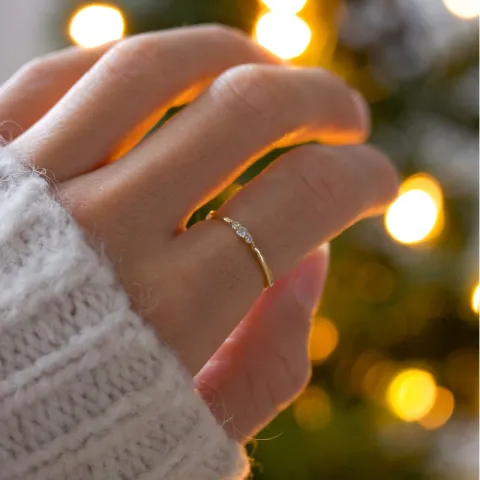 timantti sormus 9 karaatin kultaa 0,07 ct - Simple Diamonds