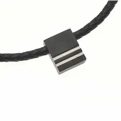 punottu kaulaketjut musta nahkaa, jossa on terästä laas x 4,8 mm