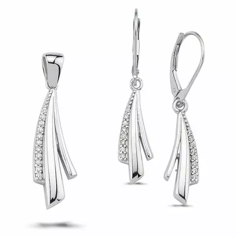 Setti hopeaa hopeaa ilman ketjua