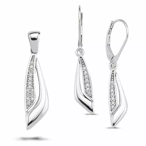 Setti hopeaa hopeaa ilman ketjua