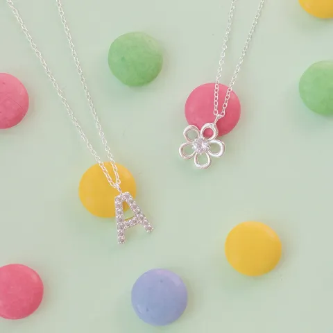 kukka kaulaketju, jossa on riipus hopeaa - Little Ones