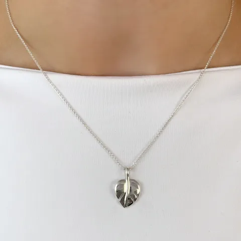 lehti riipus  hopeaa