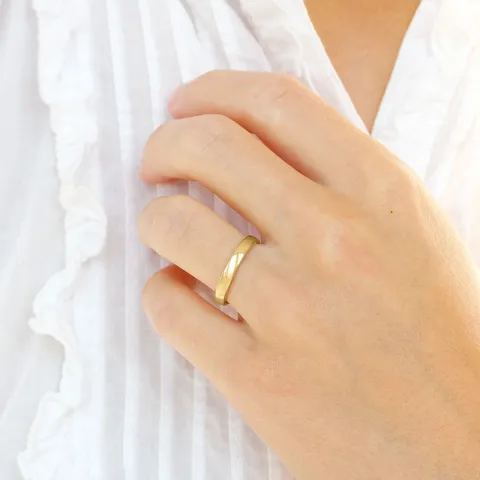 6 ja 3 mm vihkisormusta 9 karaatin kultaa - setit