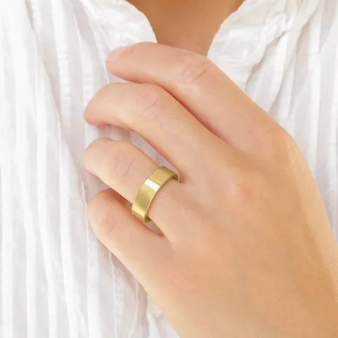 6 ja 5 mm vihkisormusta 9 karaatin kultaa 0,03 ct - setit