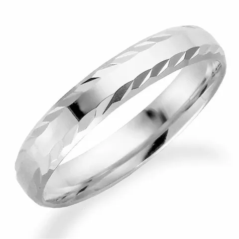 Kuvio 4 mm vihkisormus 9 karaatin valkokultaa