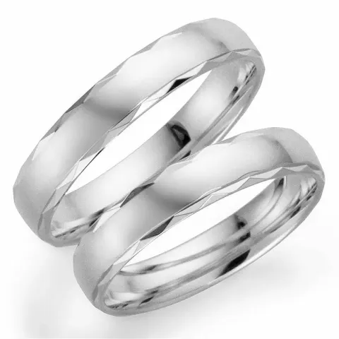 Kuvio 4 mm vihkisormusta 9 karaatin valkokultaa - setit