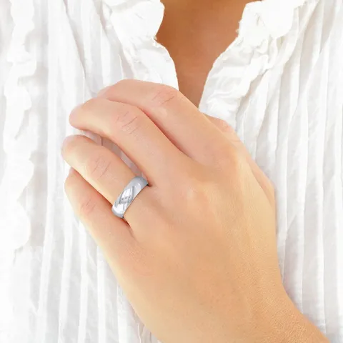 6 ja 3 mm vihkisormusta 9 karaatin valkokultaa - setit