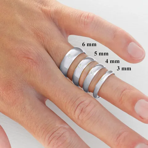 6 mm vihkisormusta 9 karaatin valkokultaa 0,03 ct - setit
