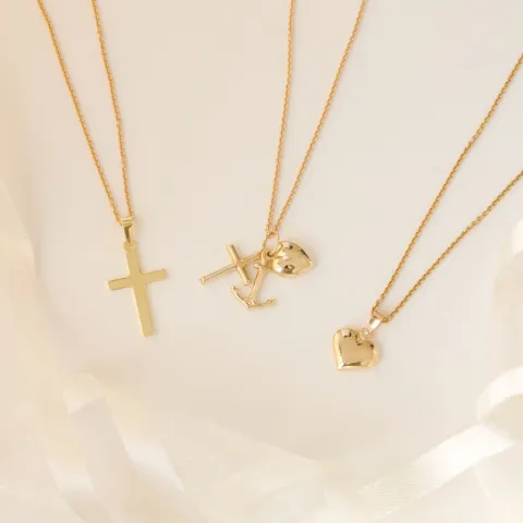 12 x 18 mm risti riipus  8 karaatin kultaa - Amoré