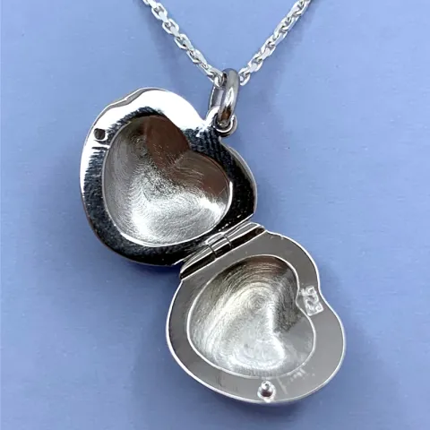 19 mm sydän medaljonki hopeaa
