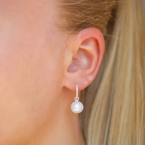 pyöreitä helmi korvarenkaat  hopea - Loom Stones