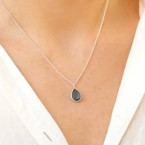 pisara tummansininen kristalli riipus  hopeaa - Loom Stones