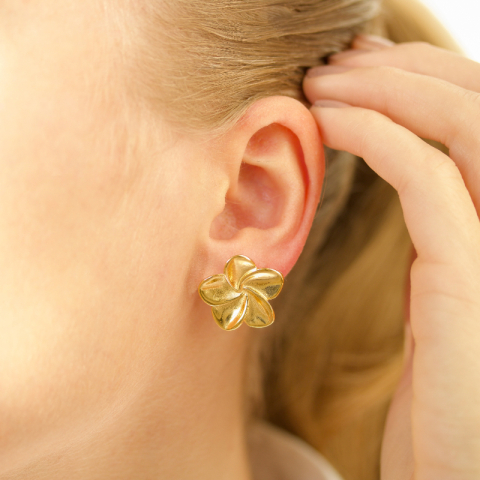 vedenkestävät kukka korvarenkaat  kullattu teräs - OCEANA