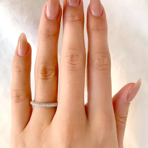 valkoinen zirkoni sormus rodinoitua hopeaa