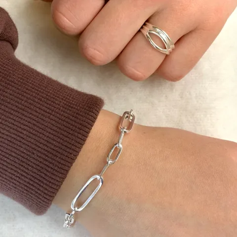 Figaro-rannekoru hopeaa 17 ,18cm x 6,4 mm