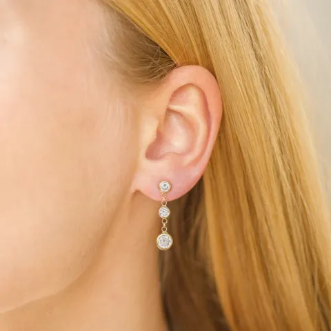 valkoinen ketjukorvakorut  kullattu hopea