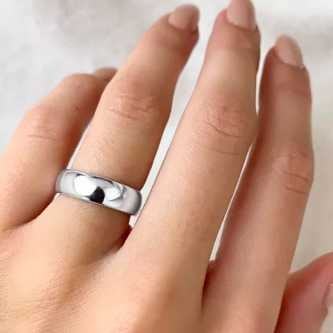 leveä hopea sormus hopeaa