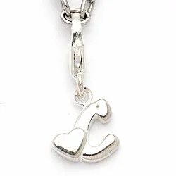 C-kirjain charm hopeaa