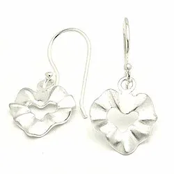 Edullisia sydänkorvakorut  hopea