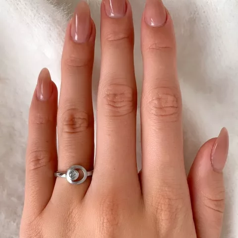 Sormi renkaat: pyöreä sormus hopeaa