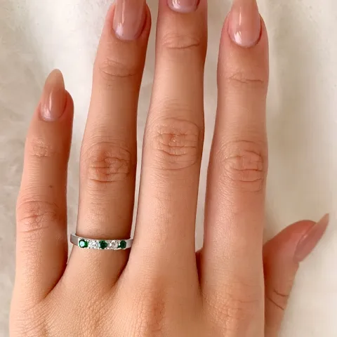 vihreä zirkoni sormus hopeaa