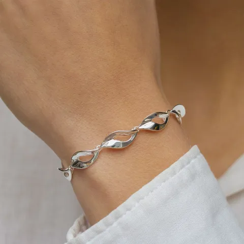 rannekoru hopeaa  x 7,9 mm