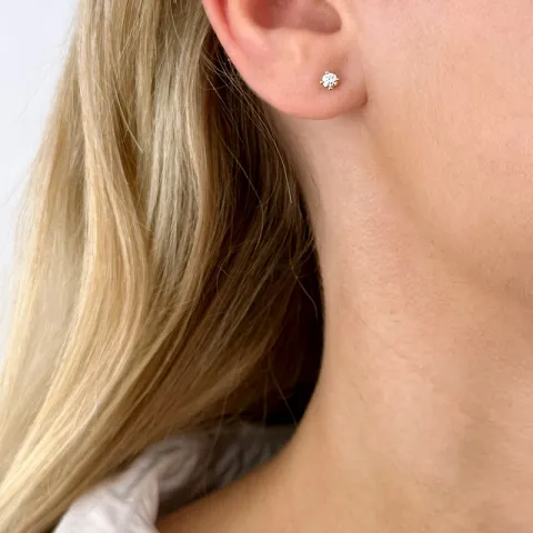 2 x 0,20 ct solitaire-nappikorvakorut 14 karaatin kultaa kanssa timantti