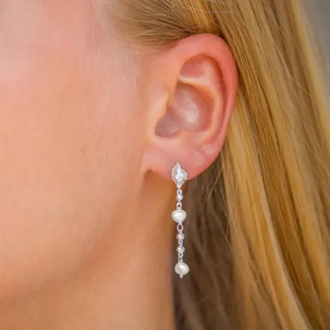 pitkät helmi korvarenkaat  hopea - Lumé Etched