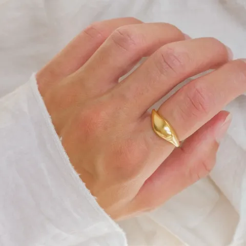 sormus kullattua hopeaa - Lumé Essence