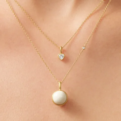 Julie Sandlau Amorina sydän riipus  kullattua hopeaa valkoinen zirkoni